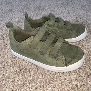Old Navy Velcro Shoes